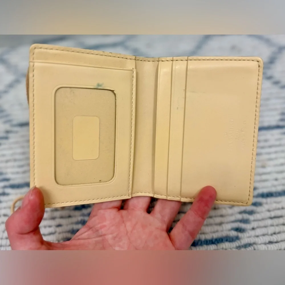 LOUIS VUITTON Unisex Vintage Y2K 2000’s Yellow Epi Leather Elastic Card Wallet